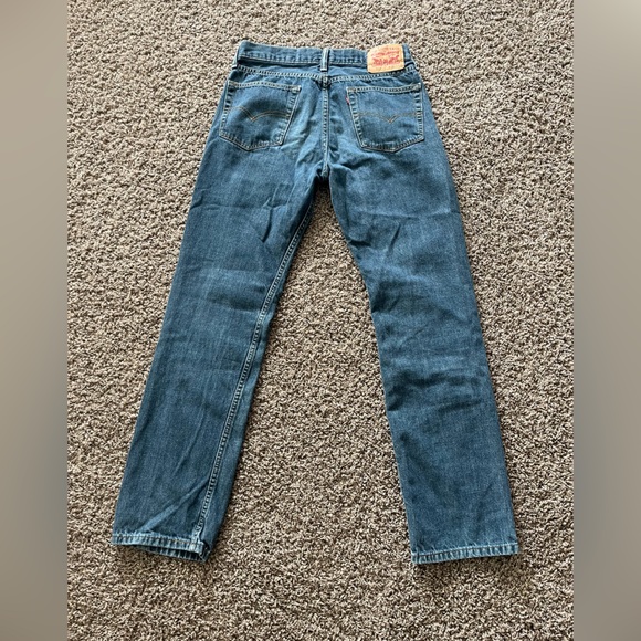 Levi’s 514 Straight Jeans - Picture 2 of 2
